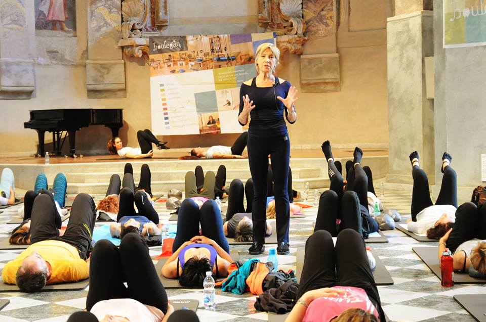 Anna Maria Cova, guru del Pilates a livello mondiale, nella sala di Sala San Giovanni